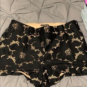 Floral shorts lace express